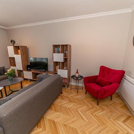 City Center De Lux Apartment Bar Ngoại thất bức ảnh