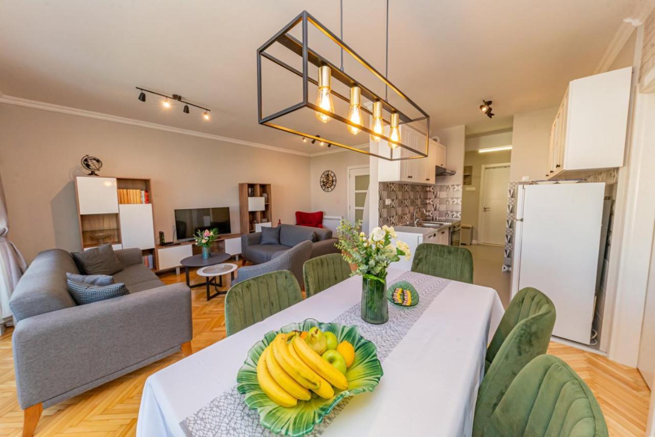 City Center De Lux Apartment Bar Ngoại thất bức ảnh